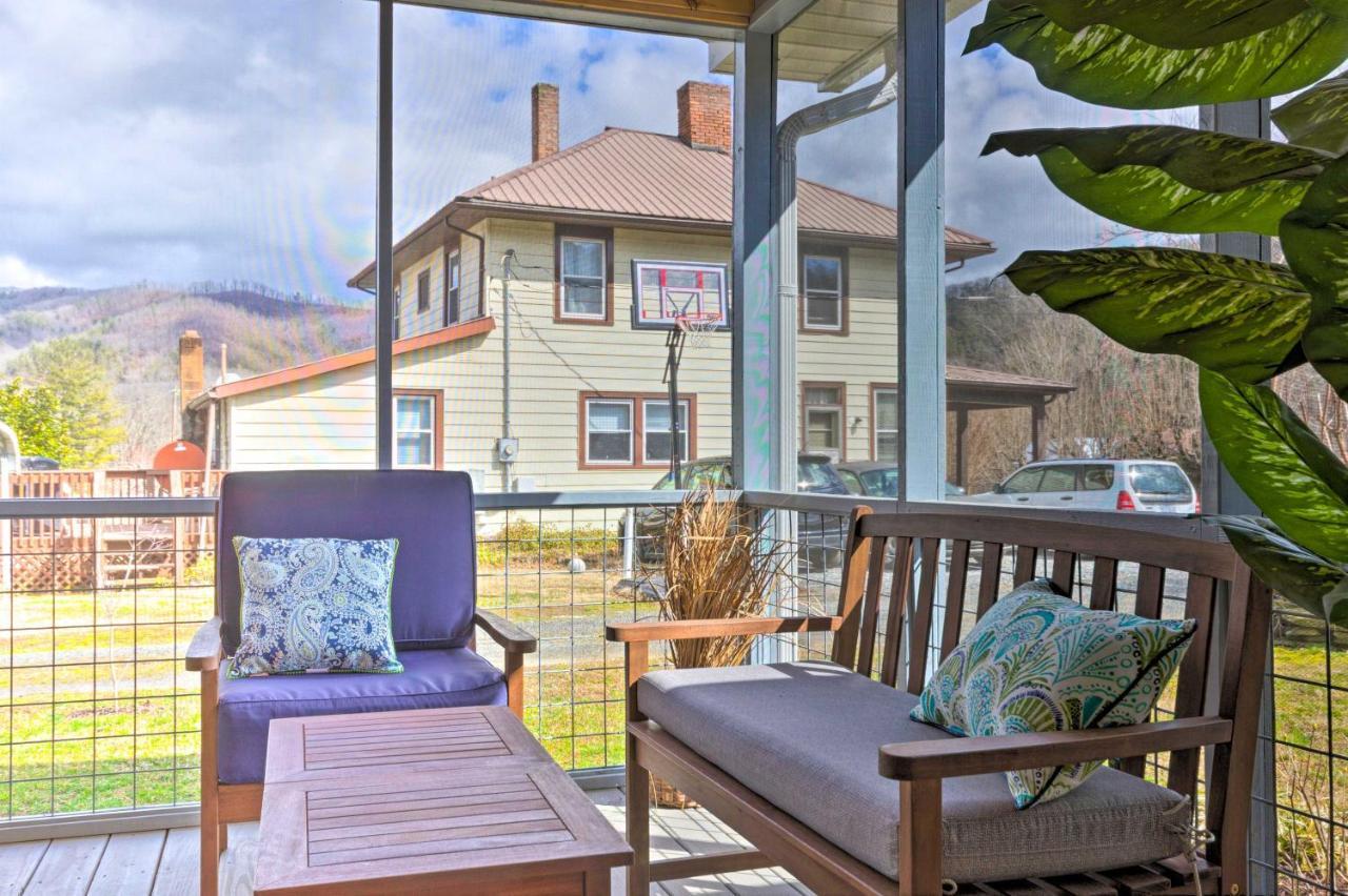 The Rock Cottage In Hot Springs Screened Porch! Exterior photo